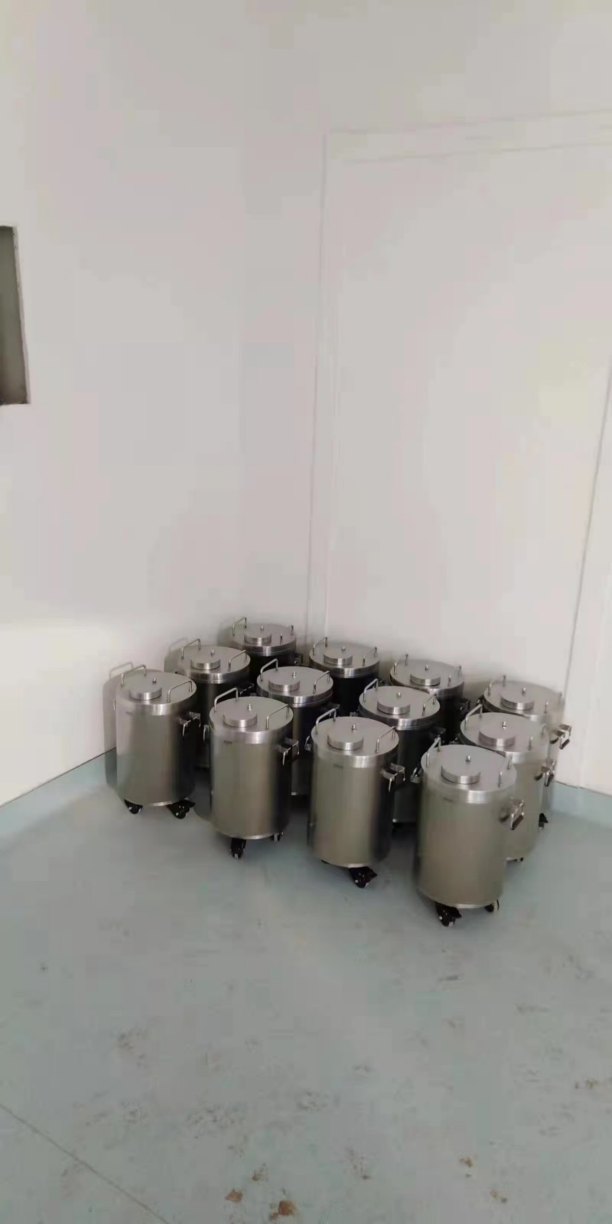 核医学通风橱，注射窗，传递窗，铅箱，铅桶